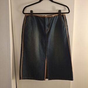 For Joseph Women's Dark Blue Denim Skirt With Contrst Stitching